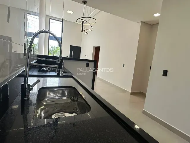 Casa com 151m² 3 quartos e 3 banheiros, à venda, no bairro Horto Florestal em Sorocaba
