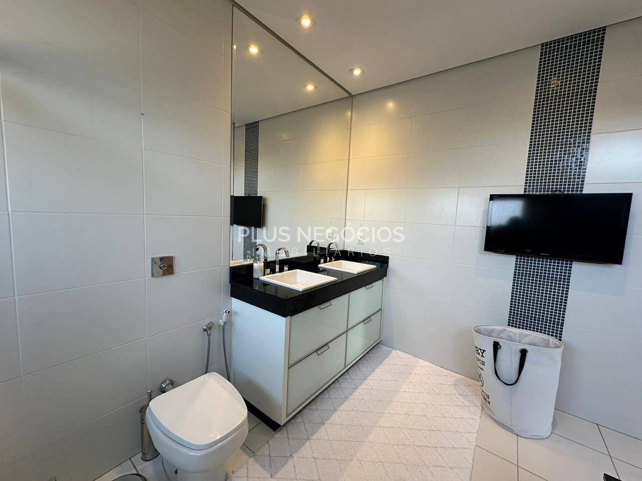 Casa, 5 quartos, 340 m² - Foto 24