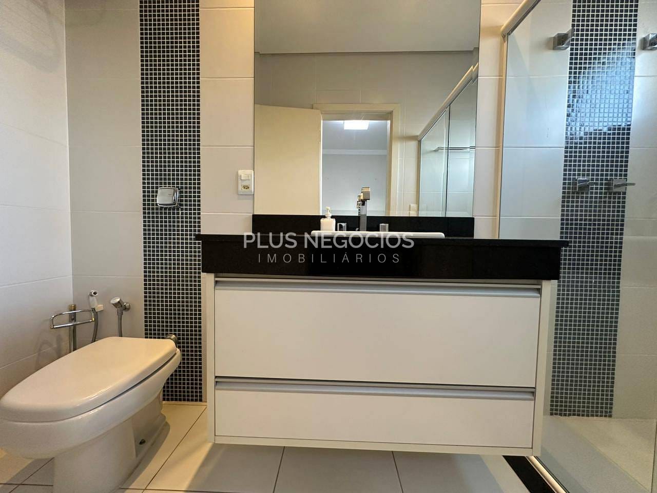 Casa, 5 quartos, 340 m² - Foto 49