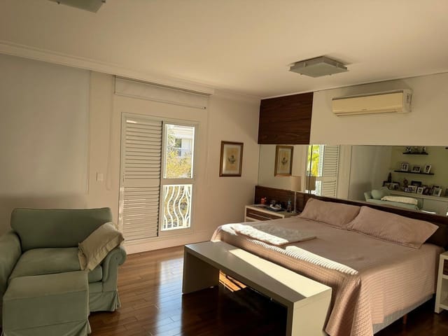 Casa com 460m² 4 quartos e 4 banheiros, à venda, no bairro Tamboré em Santana de Parnaíba
