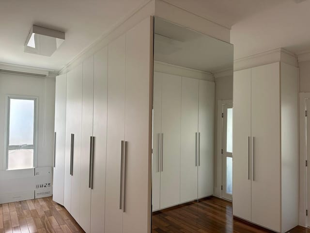 Casa com 460m² 4 quartos e 4 banheiros, à venda, no bairro Tamboré em Santana de Parnaíba