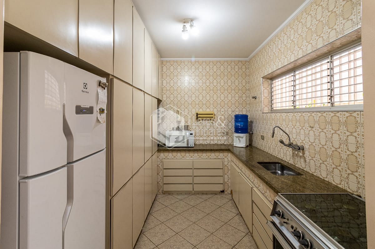 Casa, 3 quartos, 246 m² - Foto 8