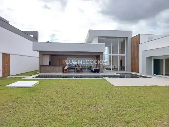 Casa com 1040m² 4 quartos e 6 banheiros, à venda ou para alugar, no bairro Jardim Residencial Saint Patrick em Sorocaba
