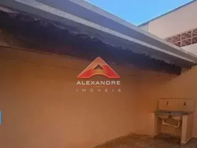 Casa com 125m² 2 quartos e 2 banheiros, à venda, no bairro Bosque dos Eucaliptos em São José dos Campos