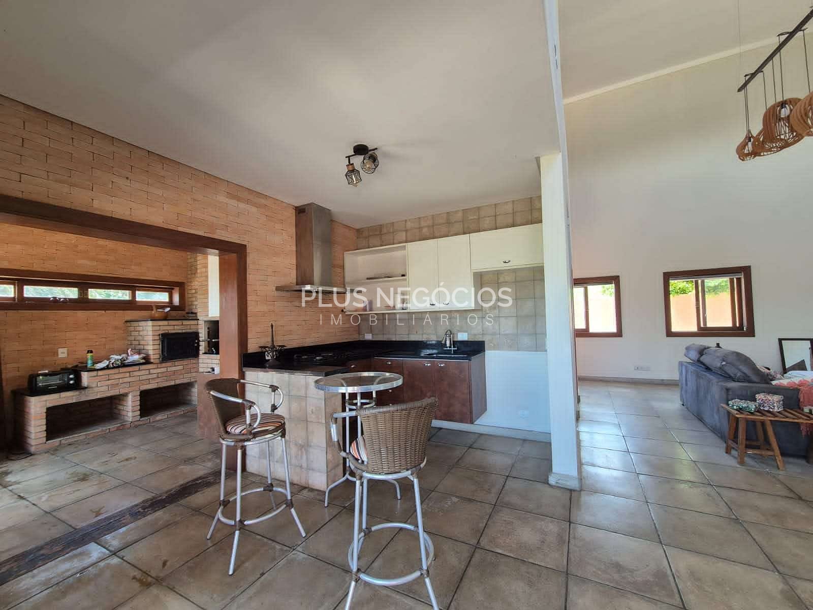 Casa, 3 quartos, 219 m² - Foto 32