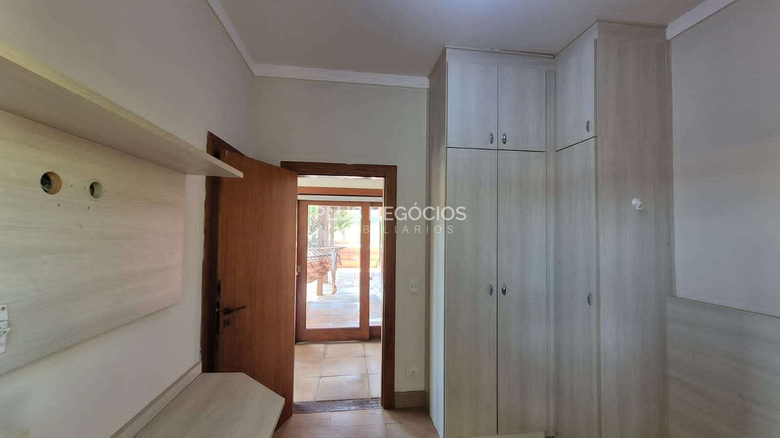 Casa, 3 quartos, 219 m² - Foto 47
