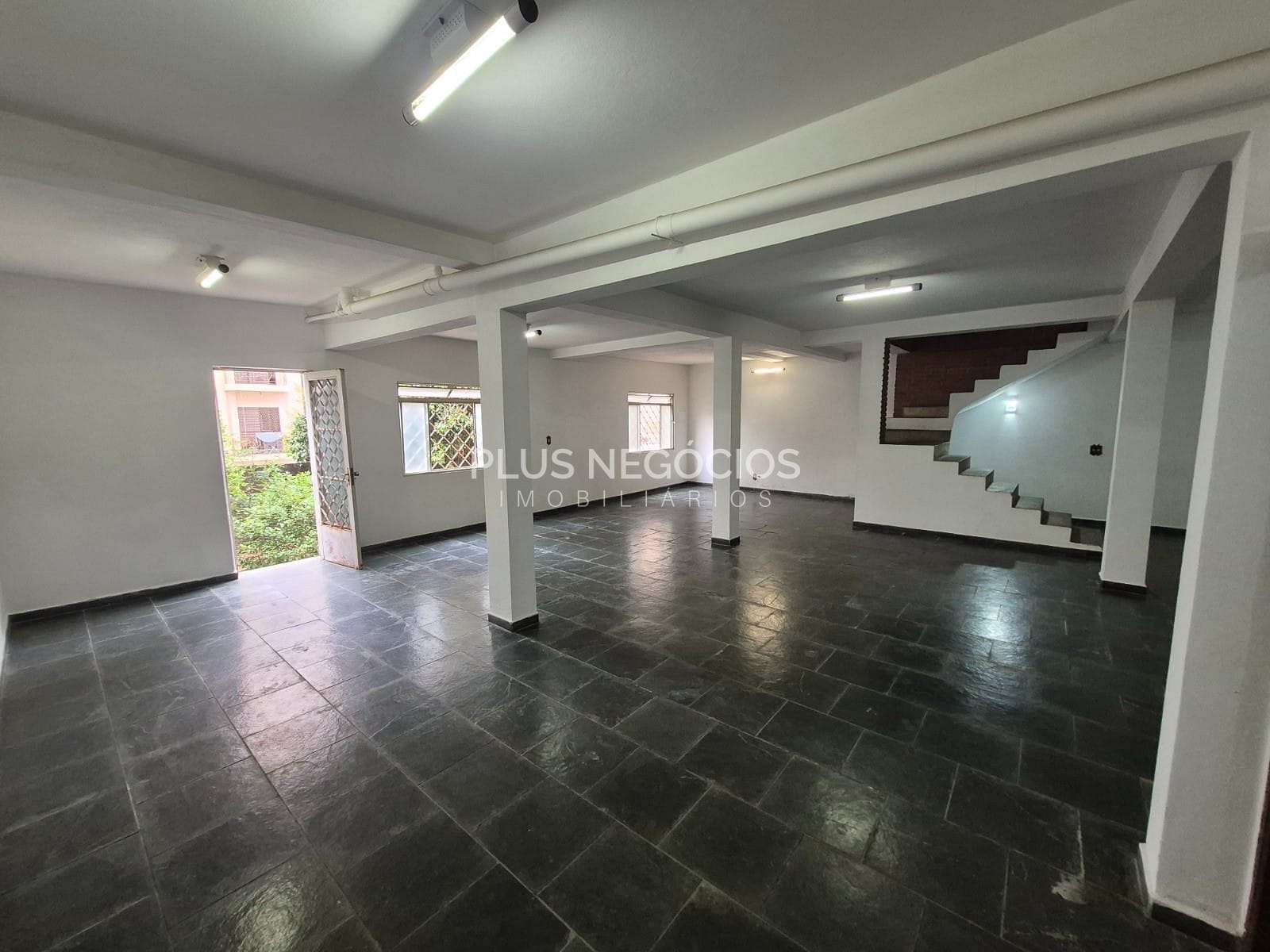 Casa, 3 quartos, 358 m² - Foto 33