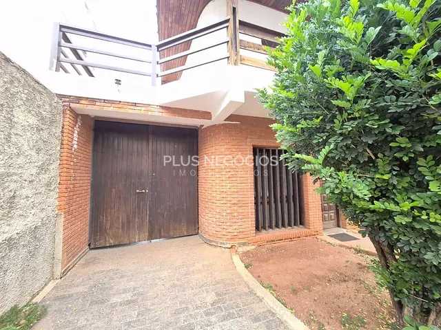 Casa 3 quartos e 5 banheiros, à venda, no bairro Vila Jardini em Sorocaba