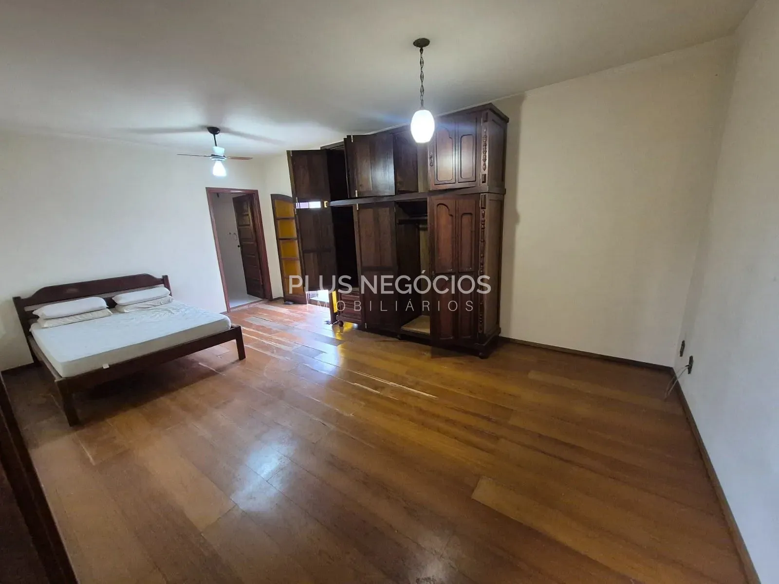 Casa, 3 quartos, 358 m² - Foto 41
