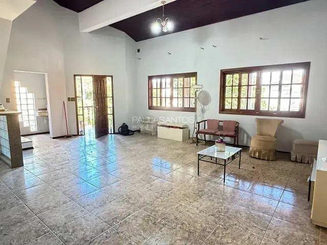 Casa com 360m² 3 quartos e 5 banheiros, para alugar, no bairro Jardim Ibiti do Paço em Sorocaba