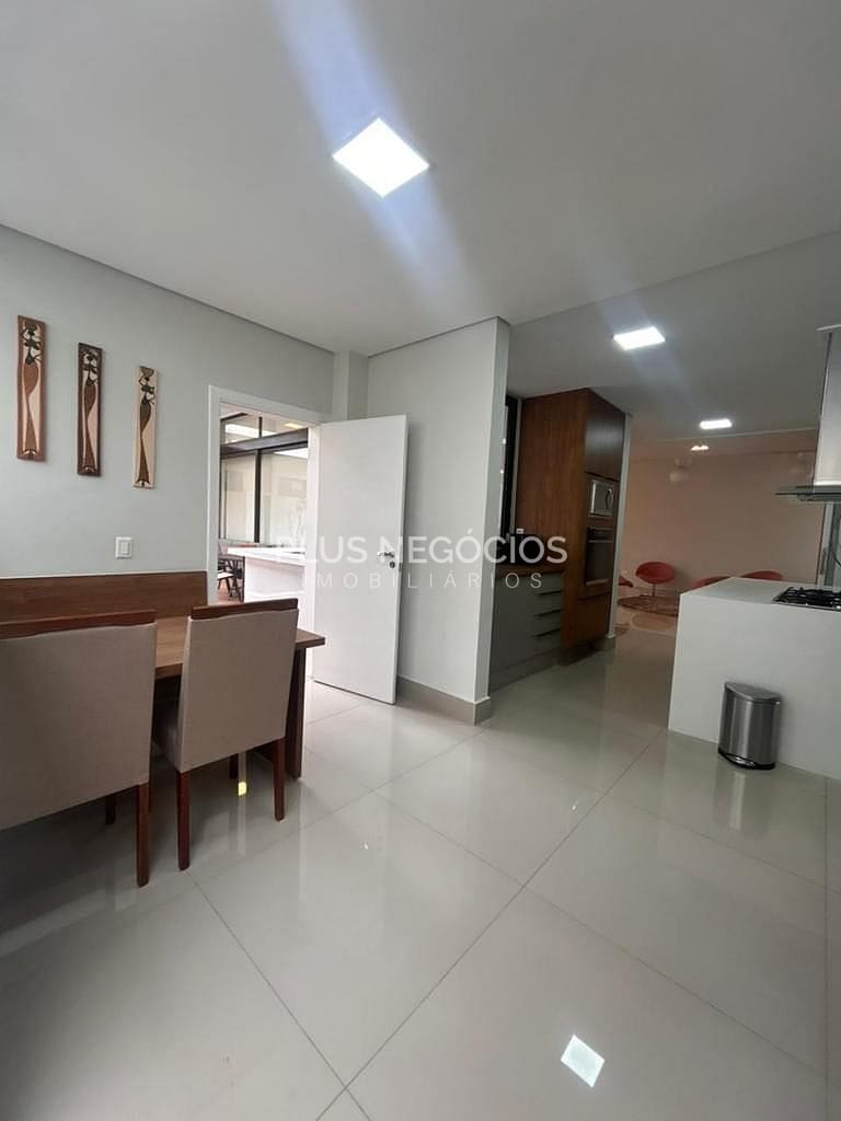 Casa, 4 quartos, 362 m² - Foto 18