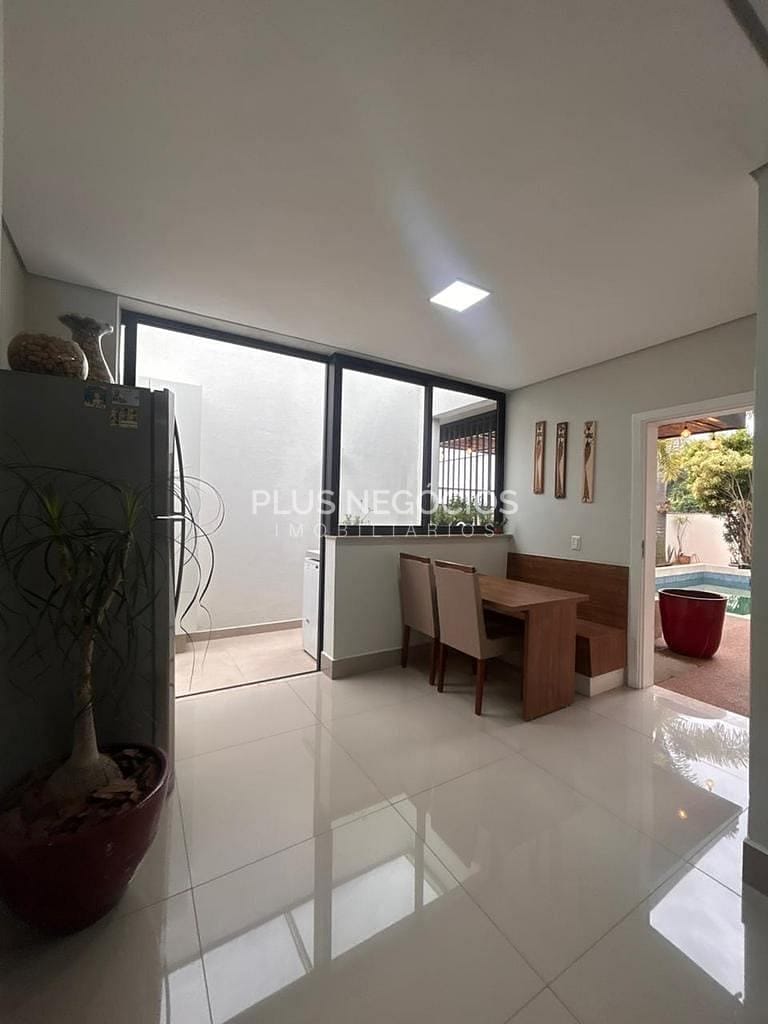 Casa, 4 quartos, 362 m² - Foto 32