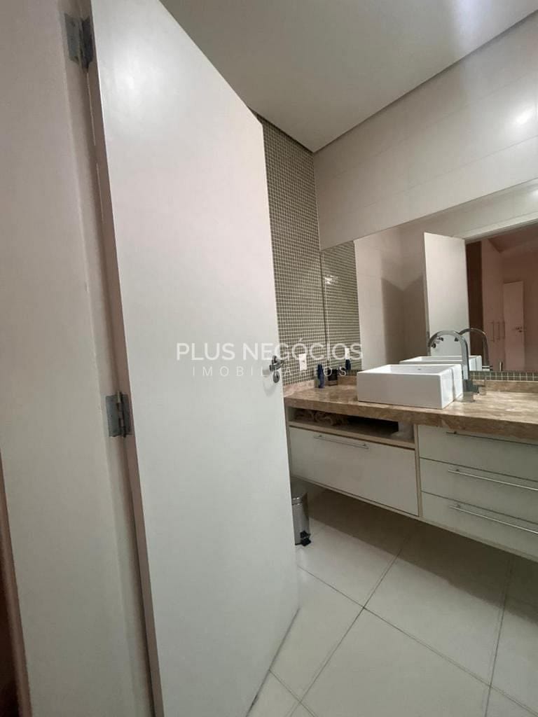 Casa, 4 quartos, 362 m² - Foto 28