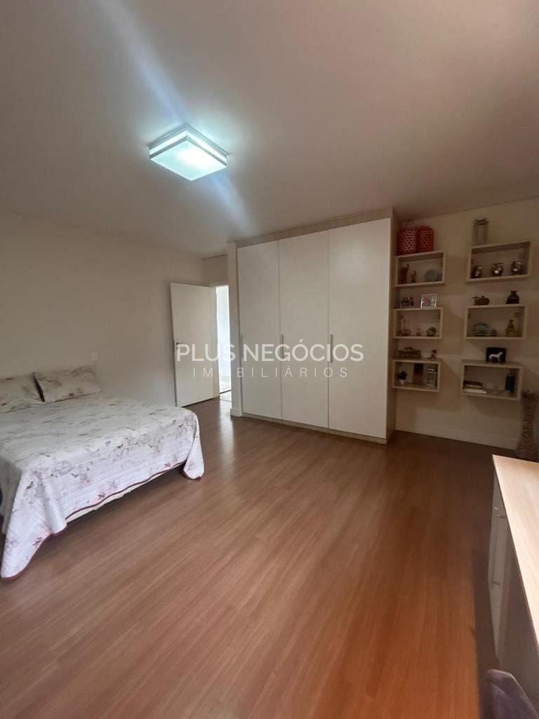 Casa, 4 quartos, 362 m² - Foto 27