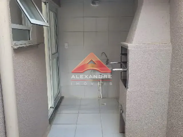 Casa 2 quartos e 1 banheiro, à venda, no bairro Eugênio de Mello em São José dos Campos