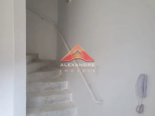 Casa 2 quartos e 1 banheiro, à venda, no bairro Eugênio de Mello em São José dos Campos