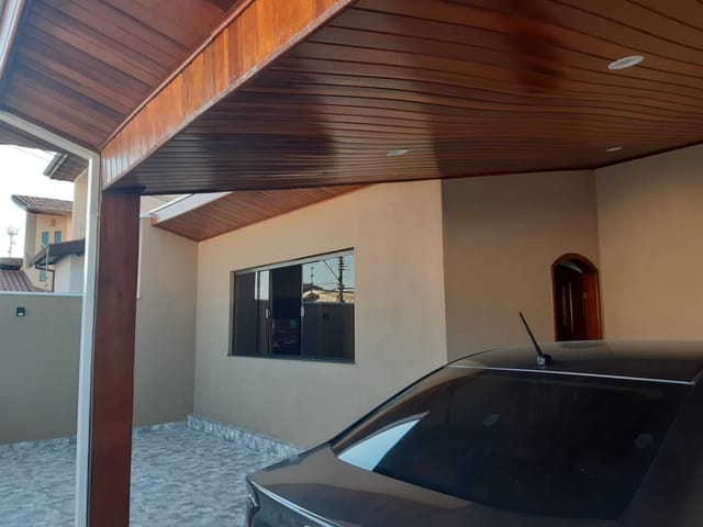 Casa 3 quartos e 4 banheiros, à venda, no bairro Jardim Isabel em Taubaté