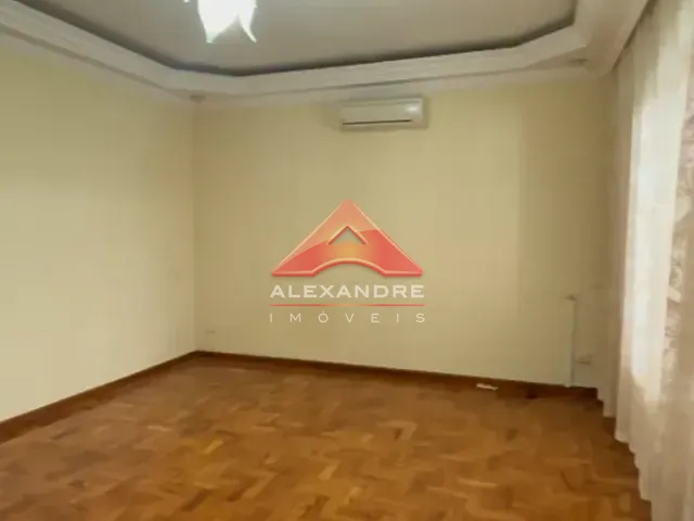 Casa 3 quartos e 1 banheiro, à venda, no bairro Jardim Ismênia em São José dos Campos