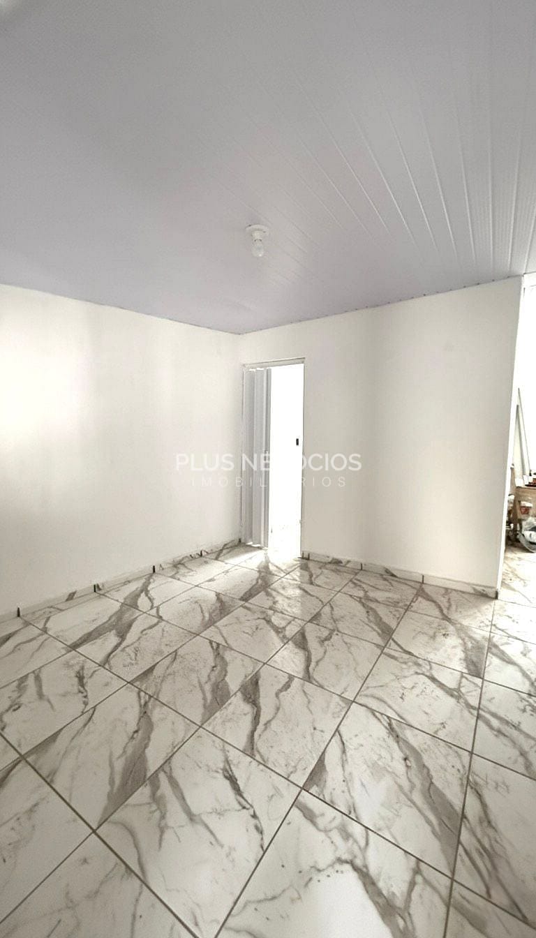 Casa, 2 quartos, 350 m² - Foto 2