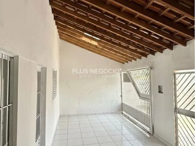 Casa com 350m² 2 quartos e 1 banheiro, à venda, no bairro Colina Santa Mônica em Votorantim