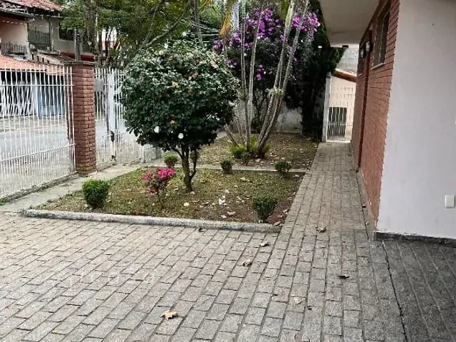 Casa com 500m² 3 quartos e 5 banheiros, à venda, no bairro Bosque dos Eucaliptos em São José dos Campos