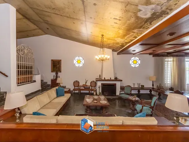 Casa com 650m² 5 quartos e 6 banheiros, à venda, no bairro Campo Belo em São Paulo