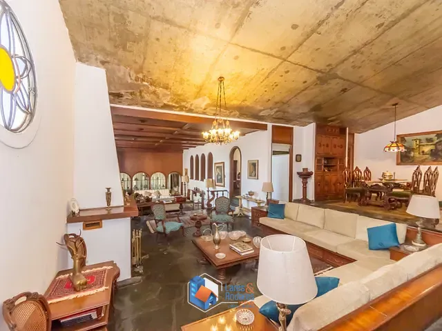 Casa com 650m² 5 quartos e 6 banheiros, à venda, no bairro Campo Belo em São Paulo