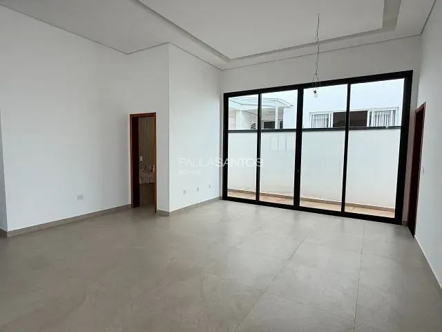 Casa com 360m² 3 quartos e 5 banheiros, para alugar, no bairro Jardim Residencial Mont Blanc em Sorocaba