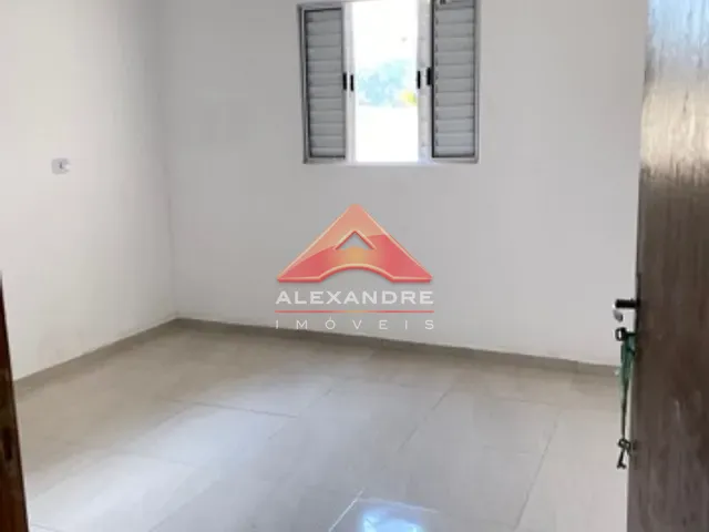 Casa com 150m² 2 quartos e 2 banheiros, à venda, no bairro Campos de São José em São José dos Campos