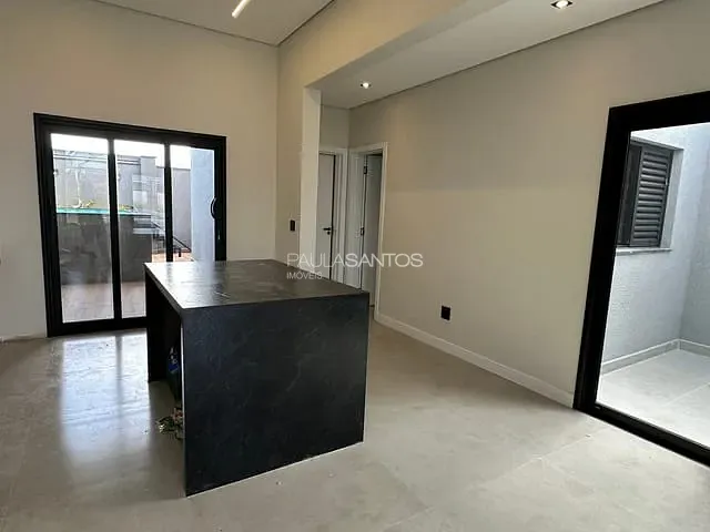 Casa 3 quartos e 2 banheiros, à venda, no bairro Jardim Novo Horizonte em Sorocaba
