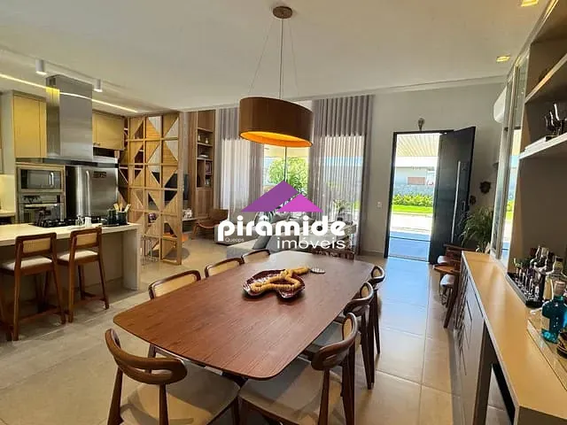 Casa com 451m² 4 quartos e 6 banheiros, à venda, no bairro Condomínio Residencial Mont Blanc em São José dos Campos