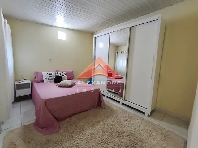Casa com 125m² 4 quartos e 2 banheiros, à venda, no bairro Parque Nova Esperança em São José dos Campos