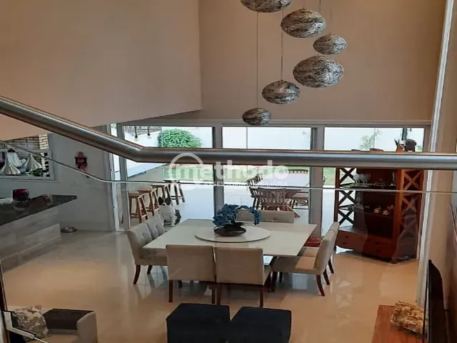 Casa com 402m² 3 quartos e 4 banheiros, à venda, no bairro Residencial Santa Maria em Valinhos