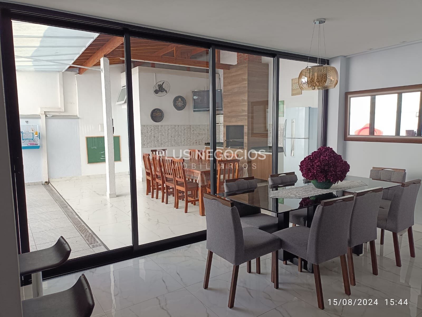 Casa, 3 quartos, 259 m² - Foto 32
