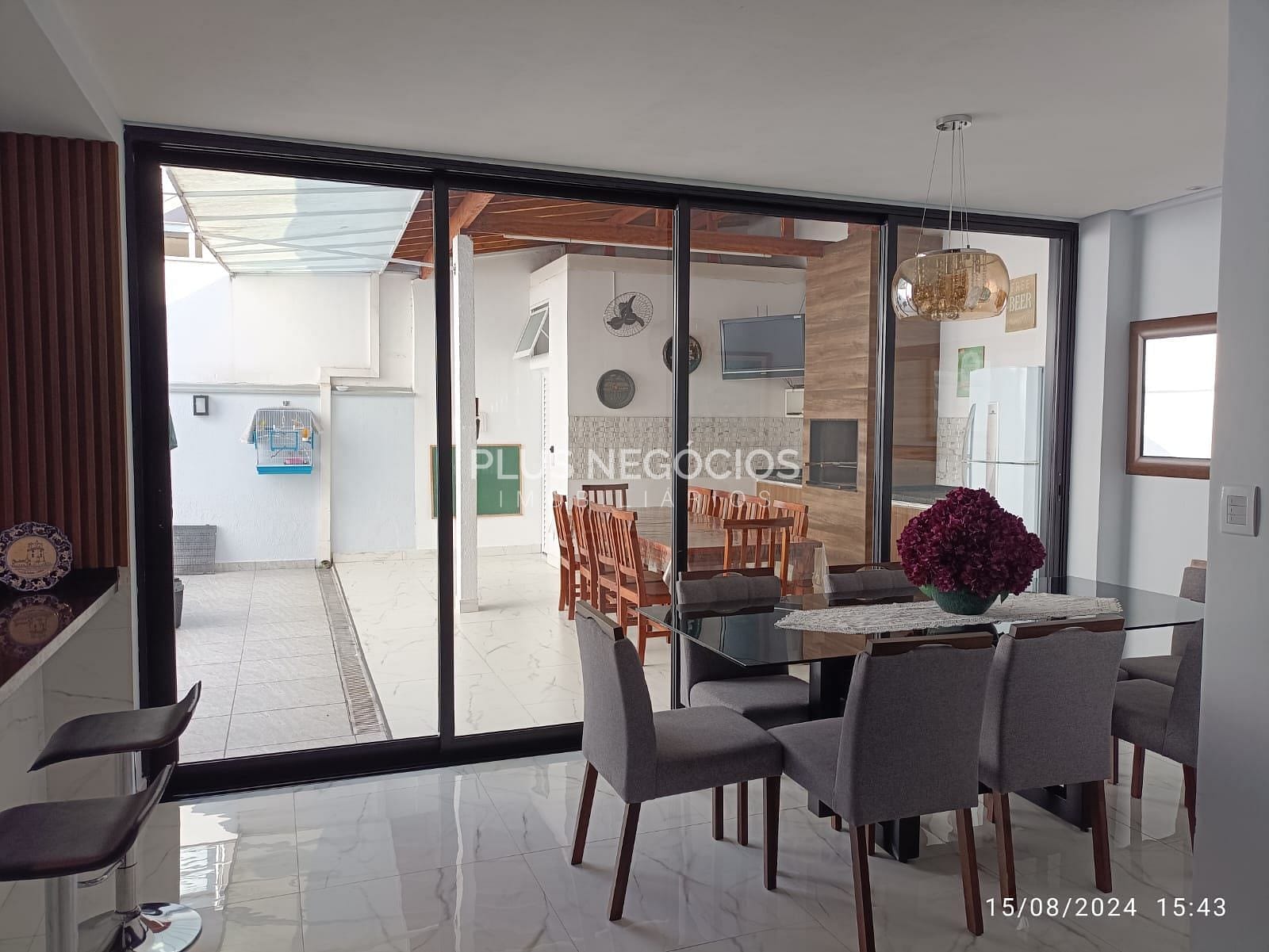 Casa, 3 quartos, 259 m² - Foto 33