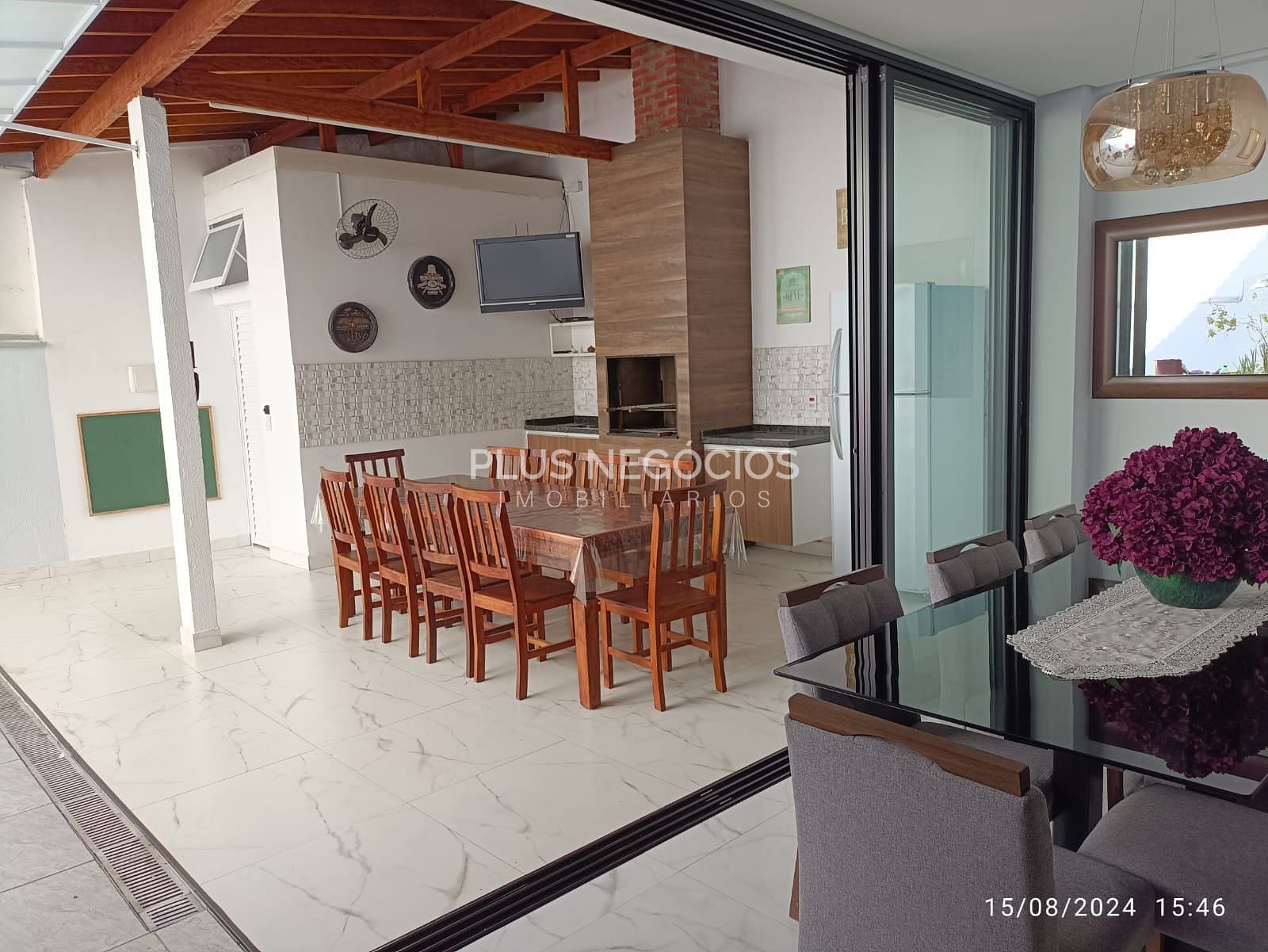 Casa, 3 quartos, 259 m² - Foto 40