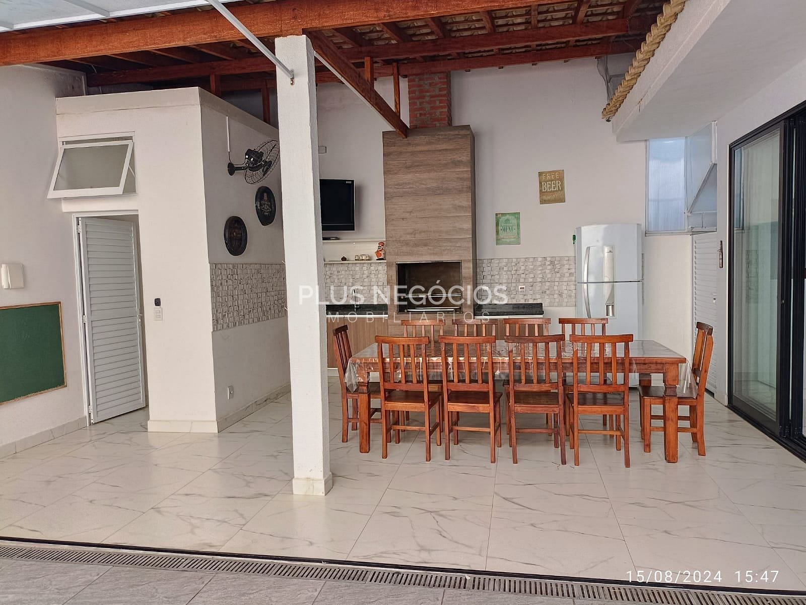 Casa, 3 quartos, 259 m² - Foto 41