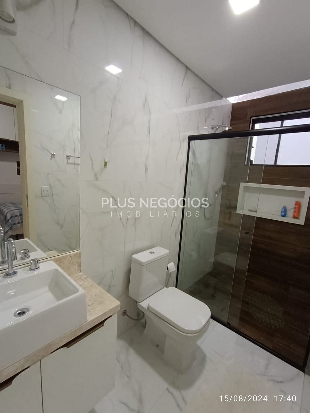 Casa, 3 quartos, 259 m² - Foto 46