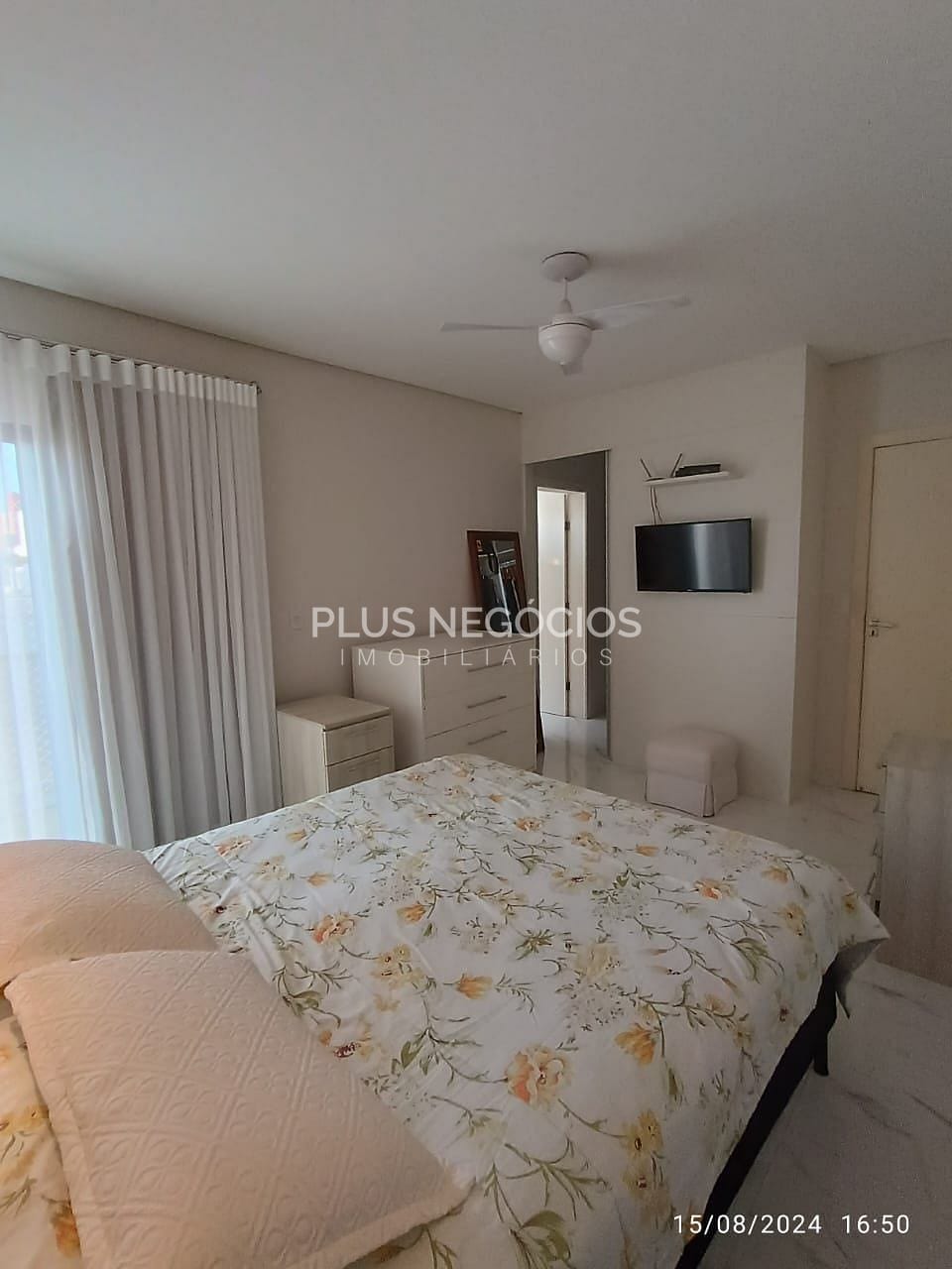 Casa, 3 quartos, 259 m² - Foto 50