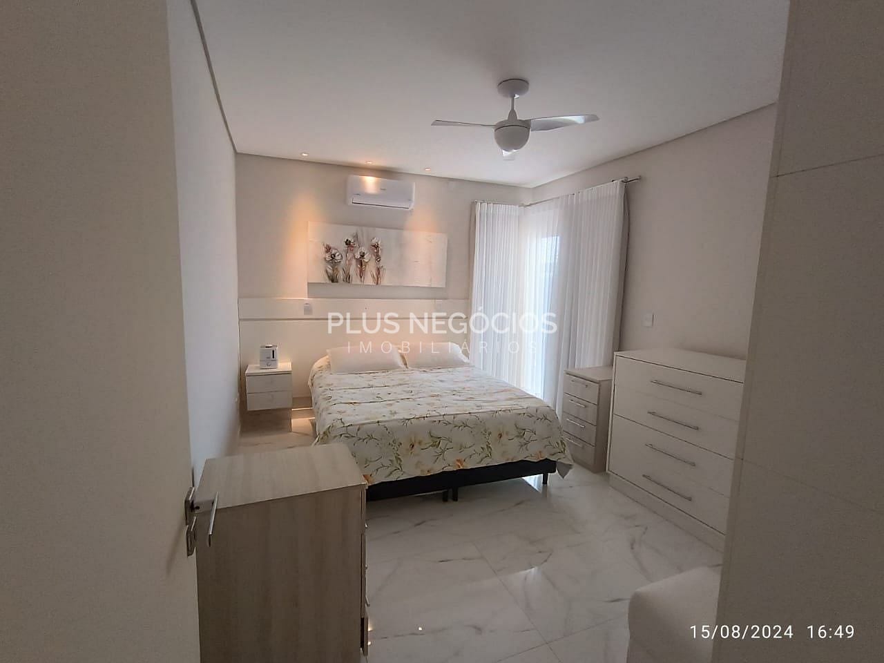 Casa, 3 quartos, 259 m² - Foto 53