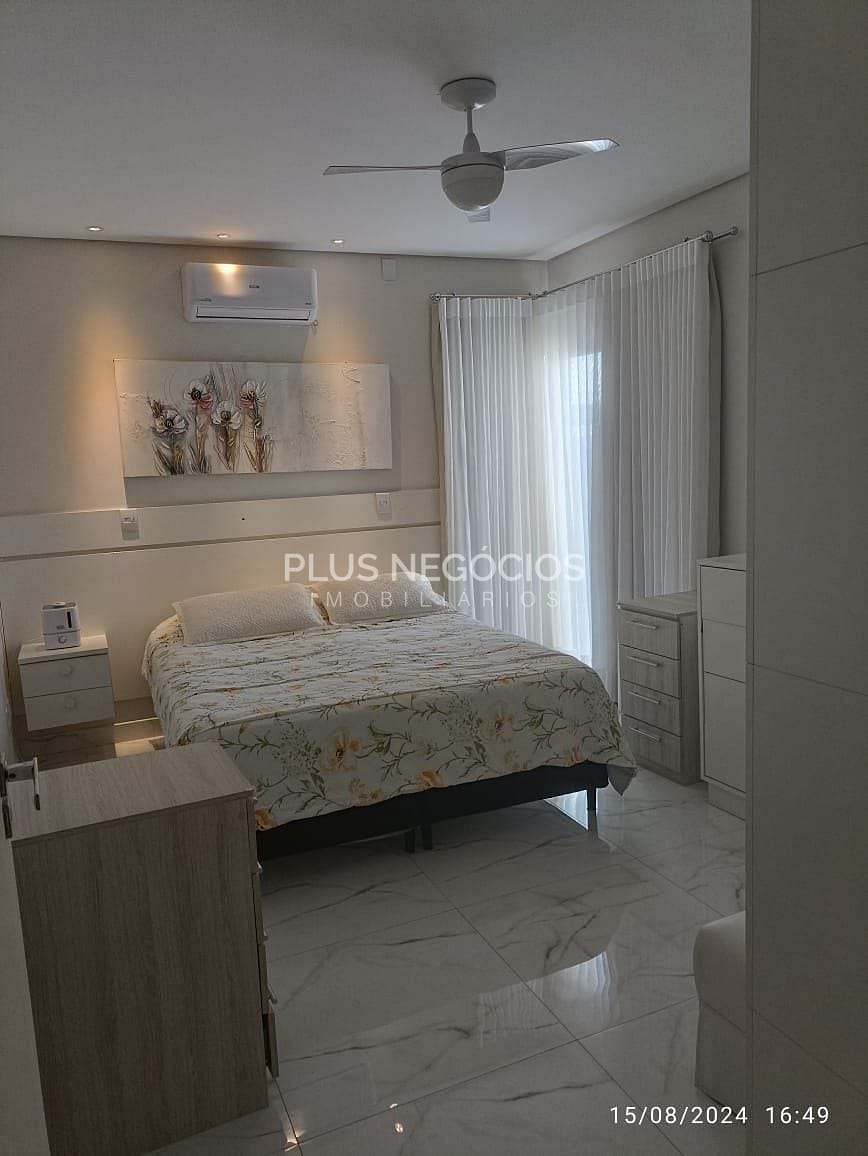 Casa, 3 quartos, 259 m² - Foto 52