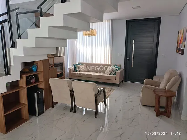 Casa com 288m² 3 quartos e 5 banheiros, à venda, no bairro Parque Santa Isabel em Sorocaba