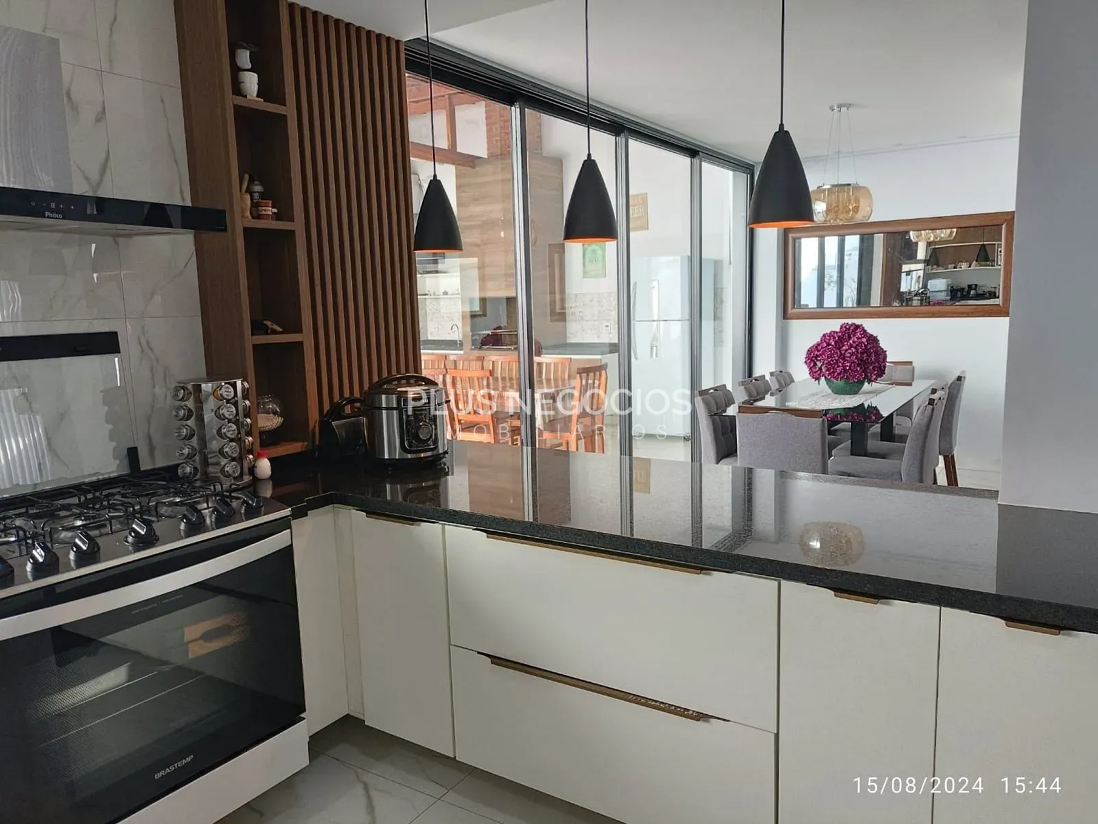 Casa, 3 quartos, 259 m² - Foto 38