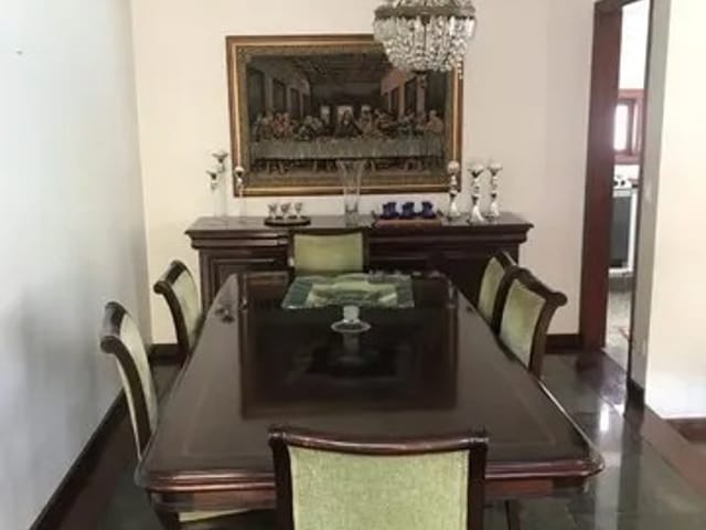 Casa com 420m² 4 quartos e 6 banheiros, à venda, no bairro Alphaville em Santana de Parnaíba