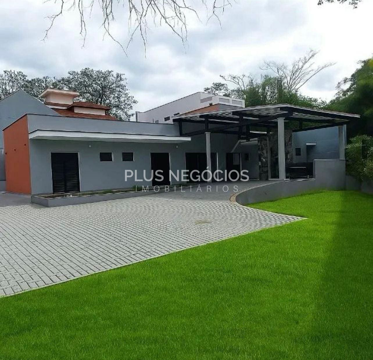 Casa, 4 quartos, 222 m² - Foto 1
