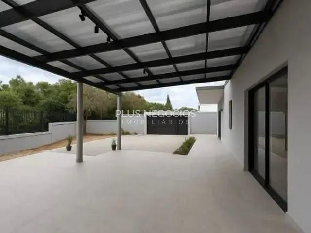 Casa com 615m² 4 quartos e 5 banheiros, à venda ou para alugar, no bairro Jardim Pagliato em Sorocaba