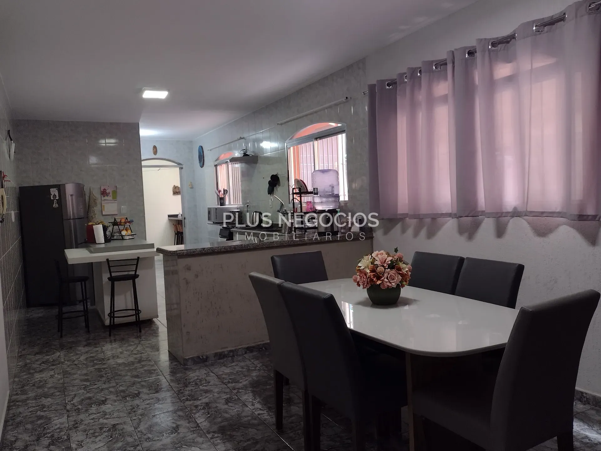 Casa, 3 quartos, 207 m² - Foto 6