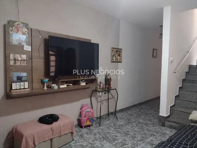 Casa 3 quartos e 2 banheiros, à venda, no bairro Vila Assis em Sorocaba