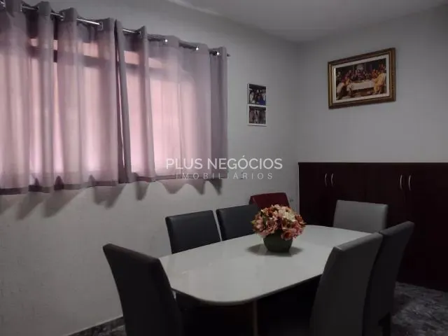 Casa 3 quartos e 2 banheiros, à venda, no bairro Vila Assis em Sorocaba