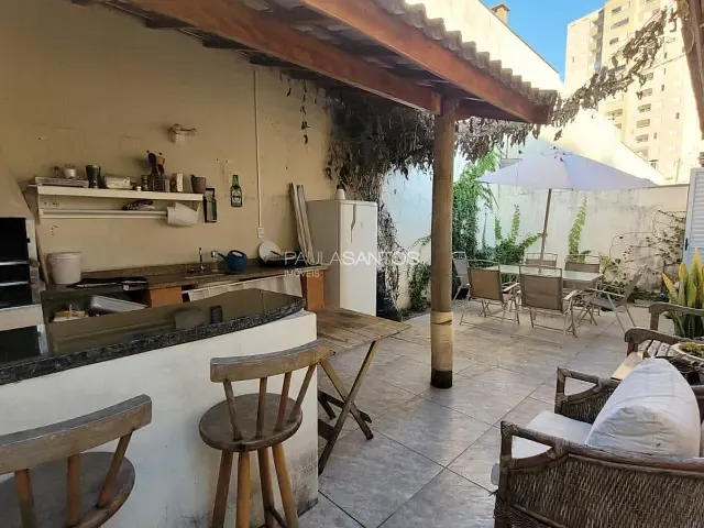 Casa com 331m² 3 quartos e 2 banheiros, à venda, no bairro Vila Jardini em Sorocaba